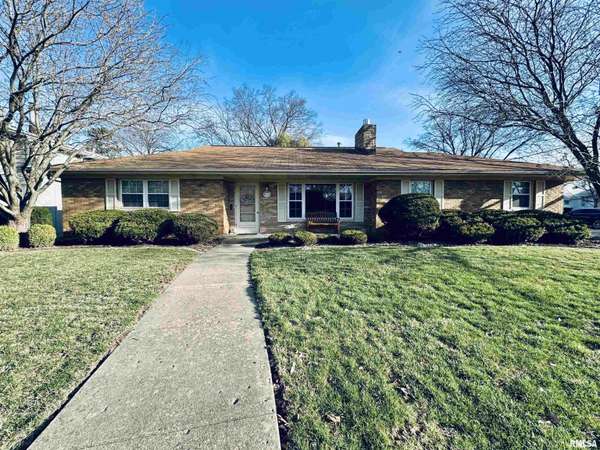 401 W RICHWOODS BLVD, Peoria, IL 61604