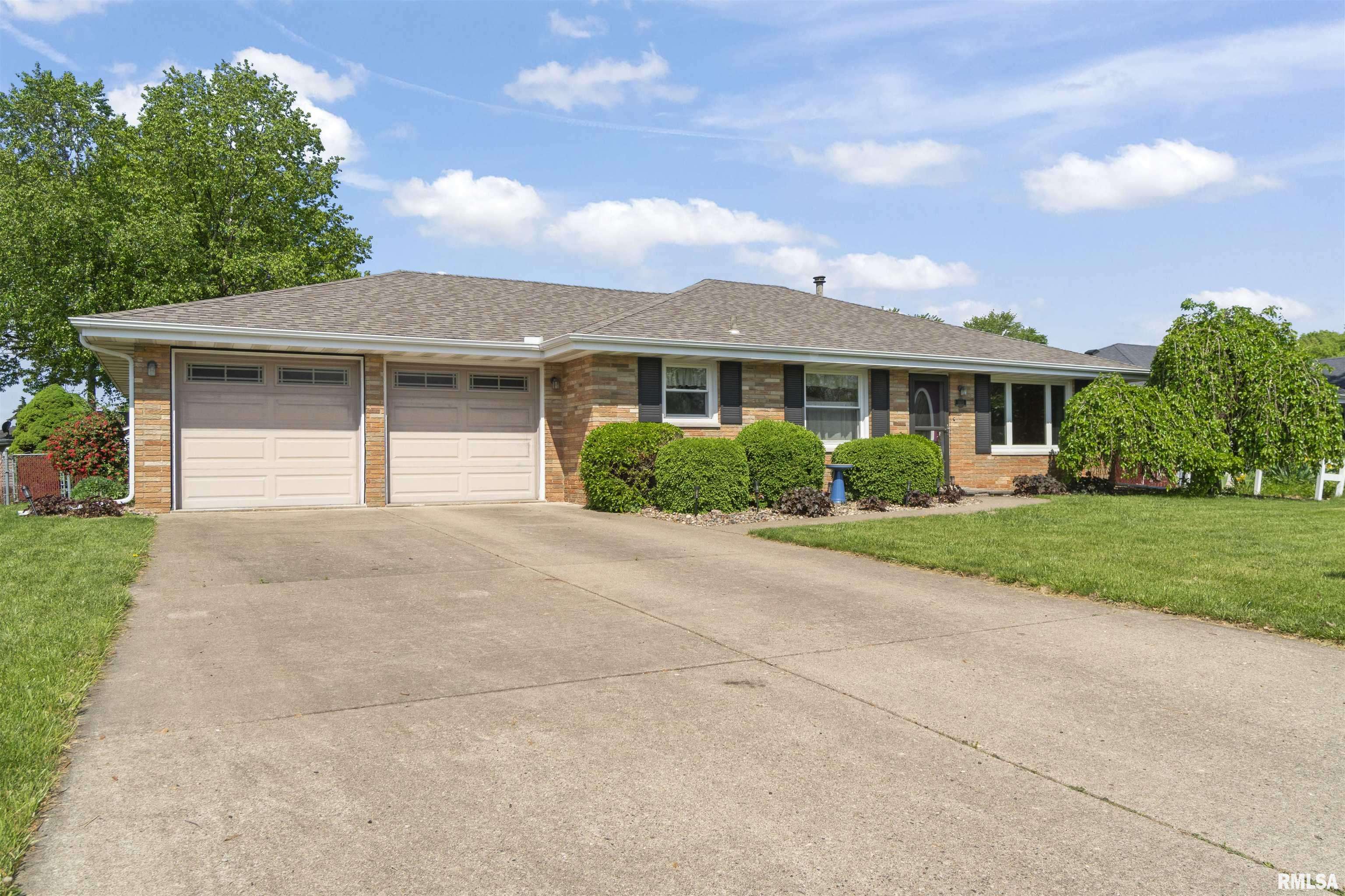 Peoria, IL 61607,1015 S MESA DR