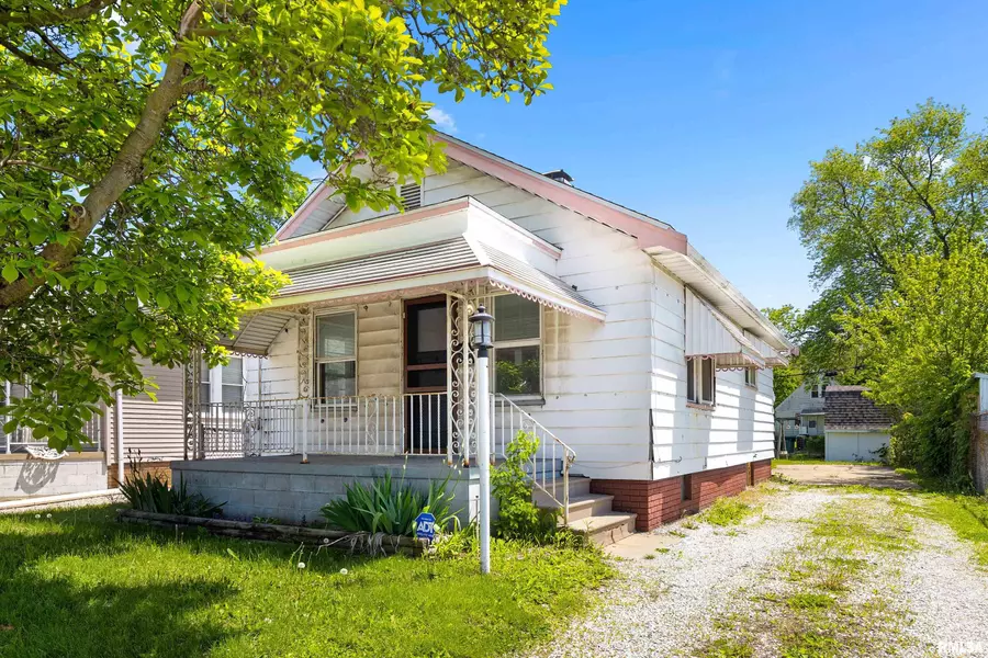 2414 W LINCOLN AVE, Peoria, IL 61605
