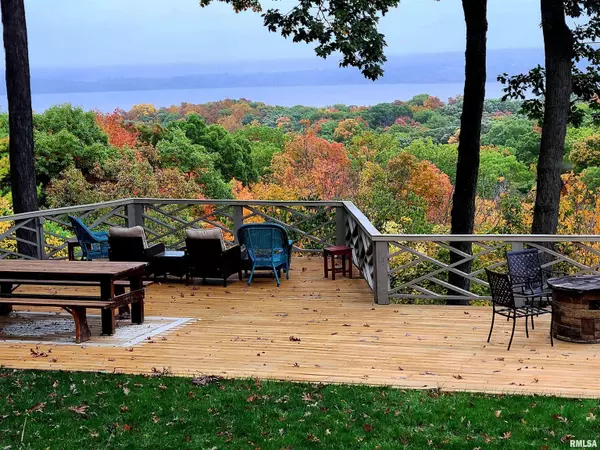 Peoria, IL 61615,158 W DETWEILLER DR