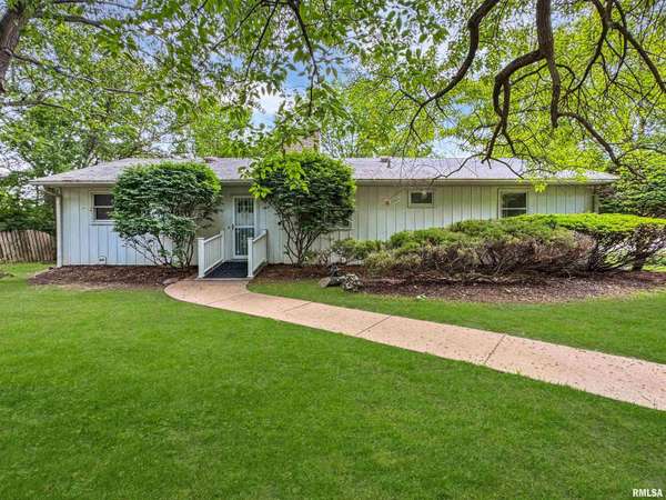 6006 N BIG HOLLOW RD, Peoria, IL 61615