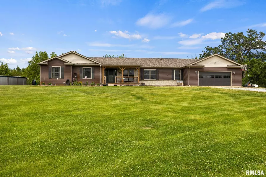 15500 CHRISTMAS TREE RD, Green Valley, IL 61534