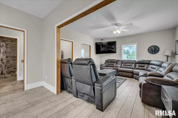 Trivoli, IL 61569,111 N DEPOT ST