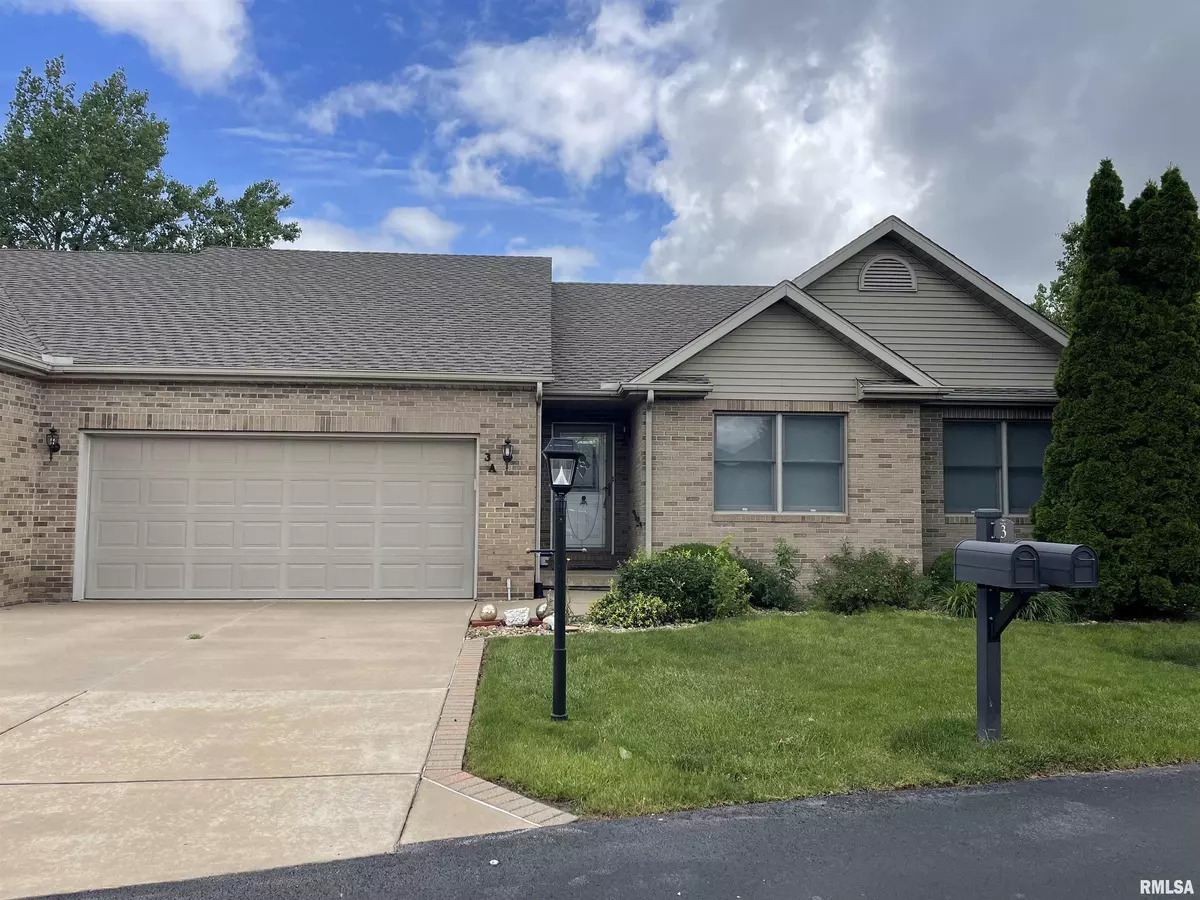 Peoria, IL 61614,7501 N VILLA LAKE DR