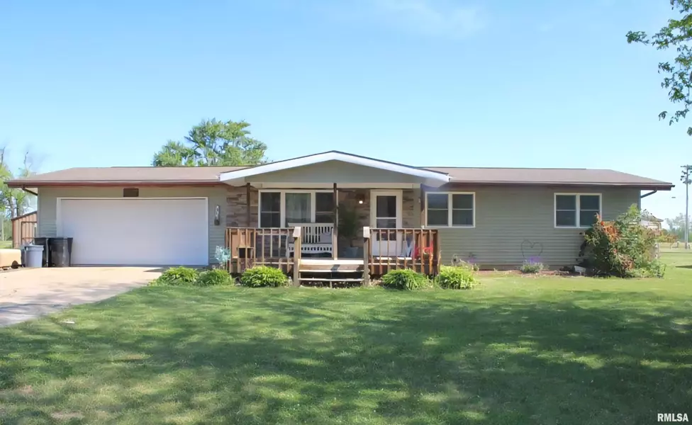 16338 E RED MAPLE LN, Lewistown, IL 61542