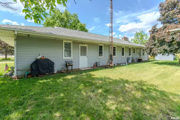 North Pekin, IL 61554,410 RADIO CITY DR