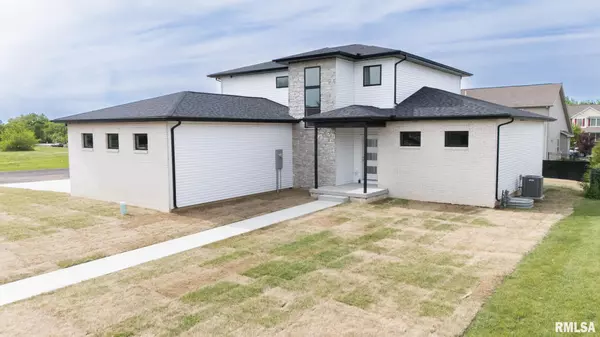 Washington, IL 61571,112 SHANNON HILLS DR