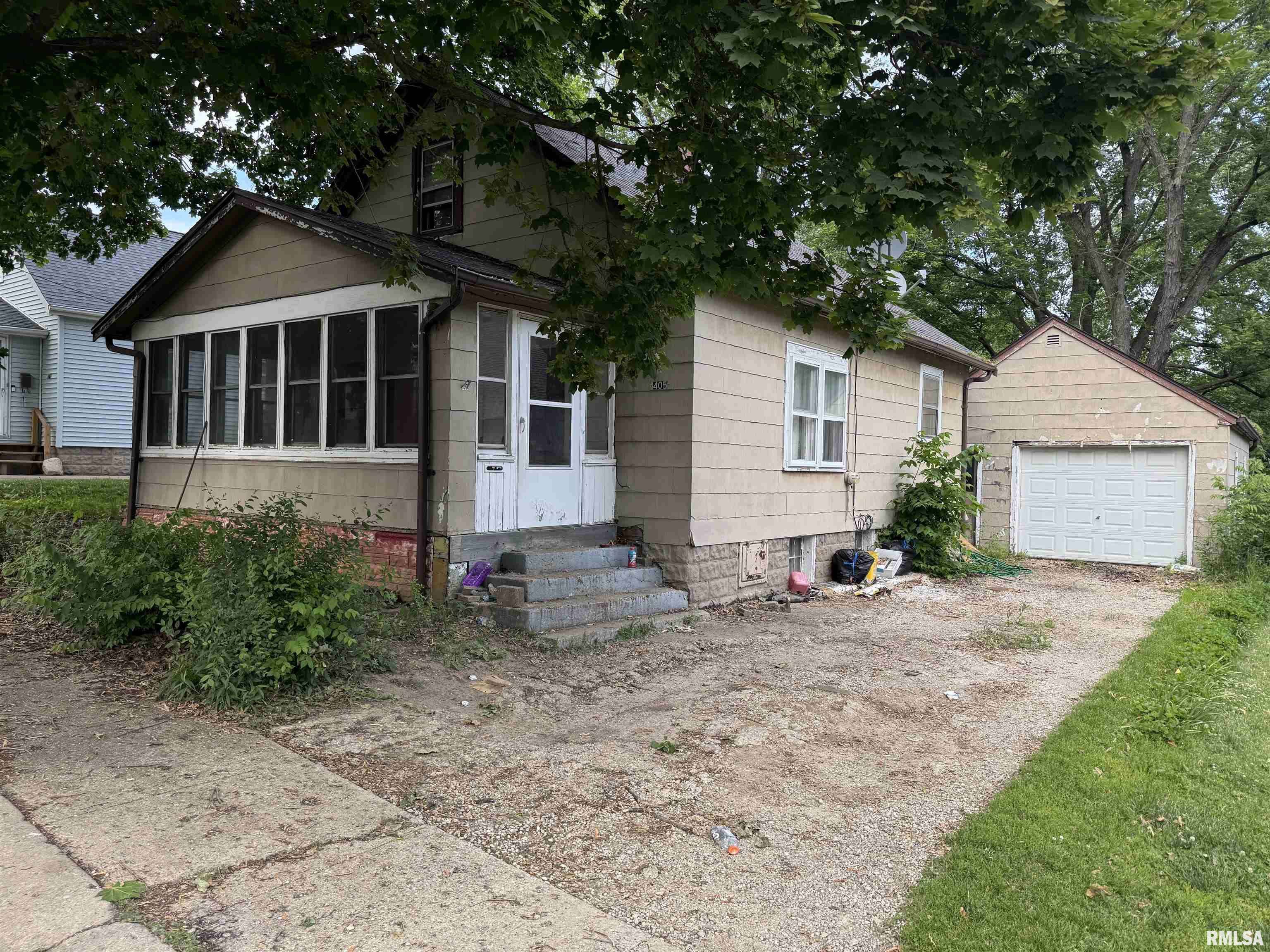 405 HAMILTON ST, Washington, IL 61571