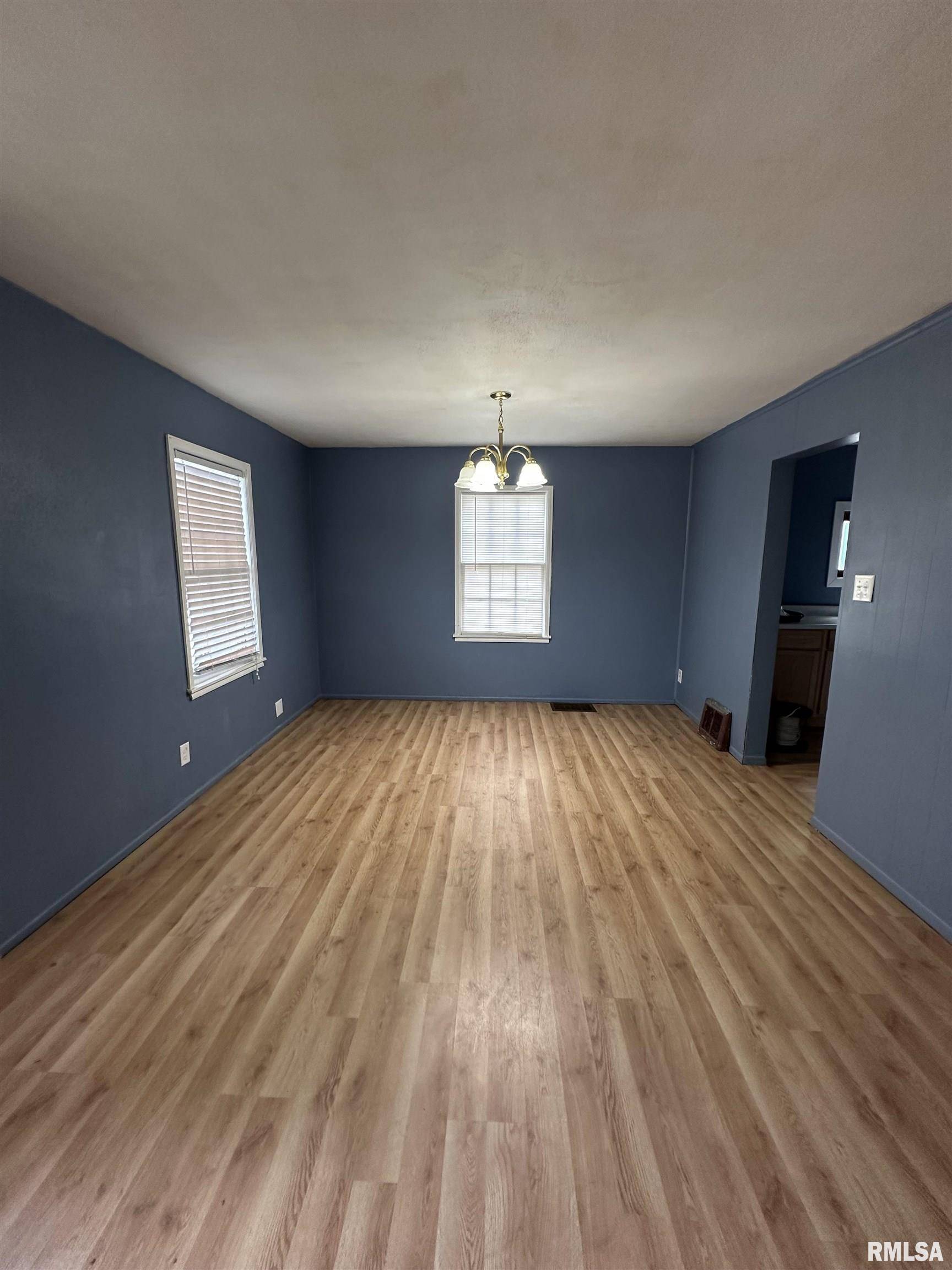 Peoria, IL 61605,3005 W ANN ST