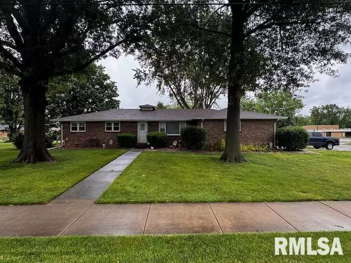 Canton, IL 61520,11 LINCOLN RD
