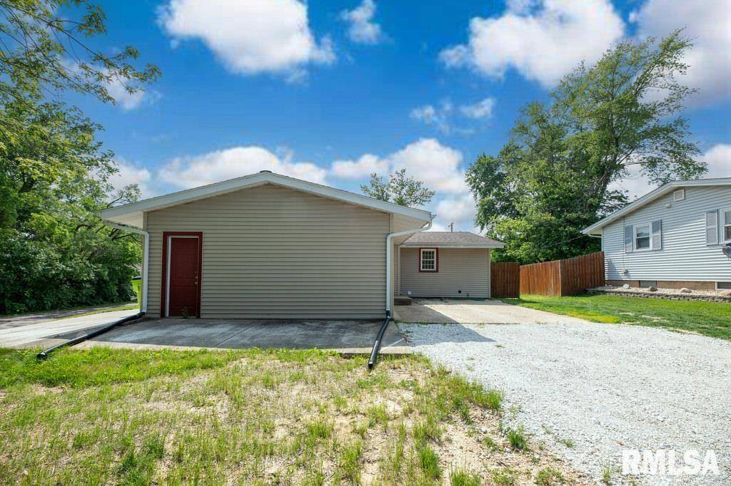 Peoria, IL 61614,1829 W AUSTIN DR