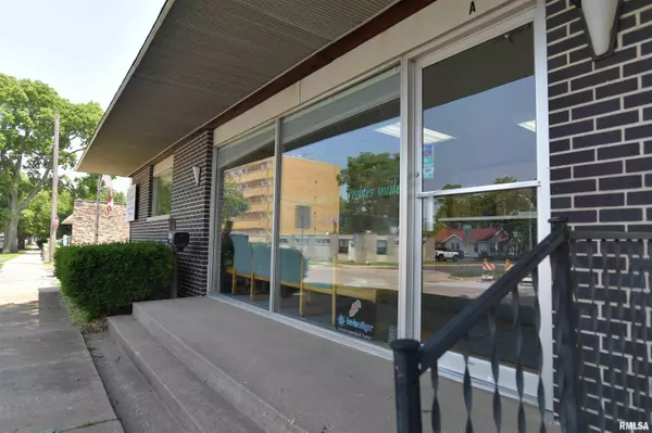Pekin, IL 61554,600 S 4TH ST #Suite A