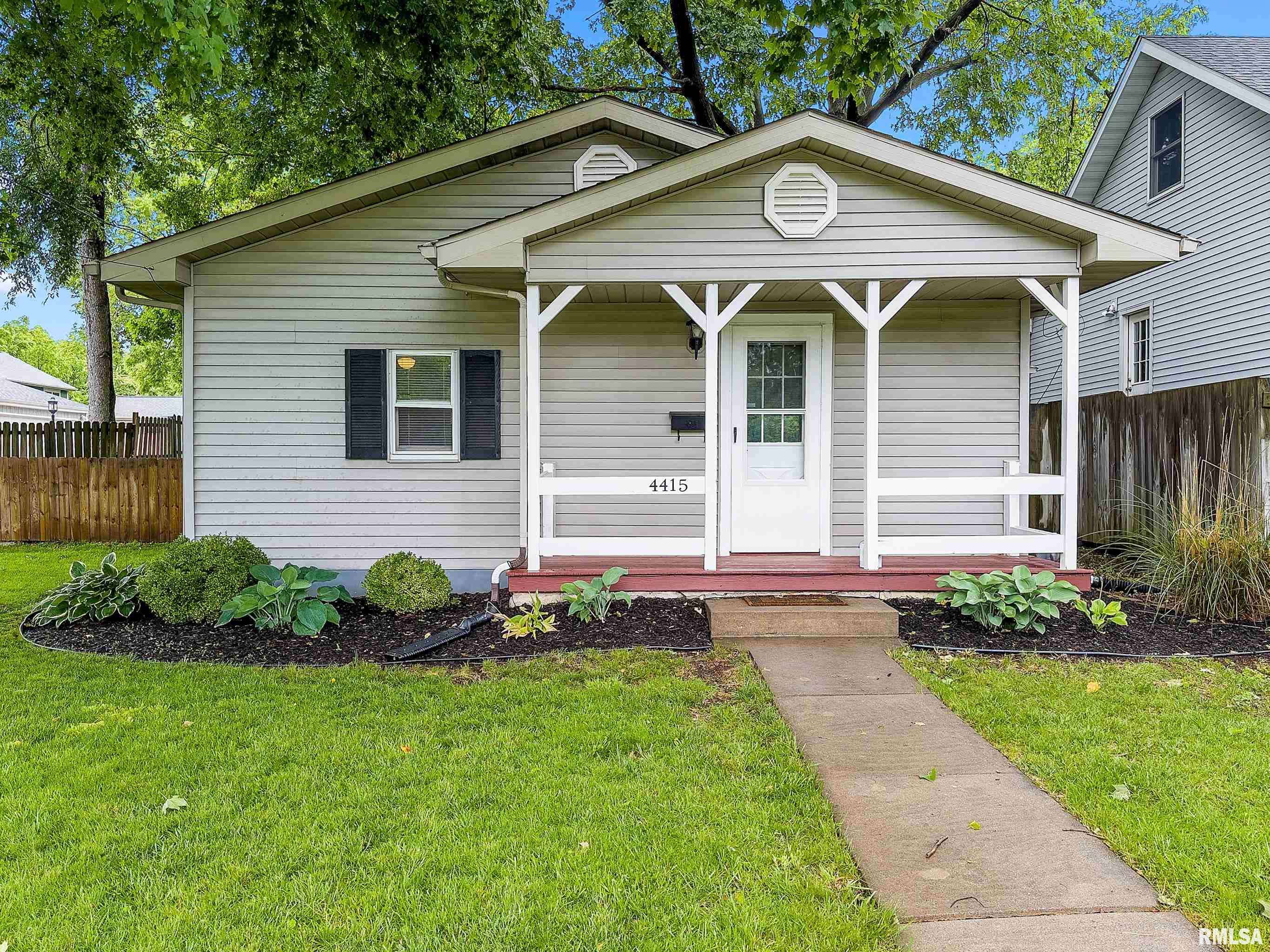 4415 N CONSTANTINE AVE, Peoria Heights, IL 61616