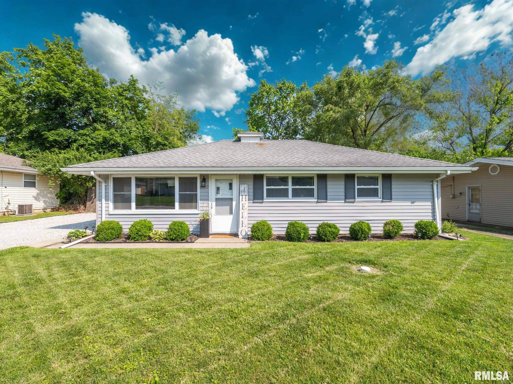 5328 N PLAZA DR, Peoria, IL 61614