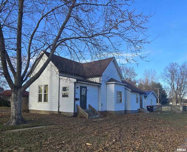 295 W HARRIS AVE, Bushnell, IL 61422