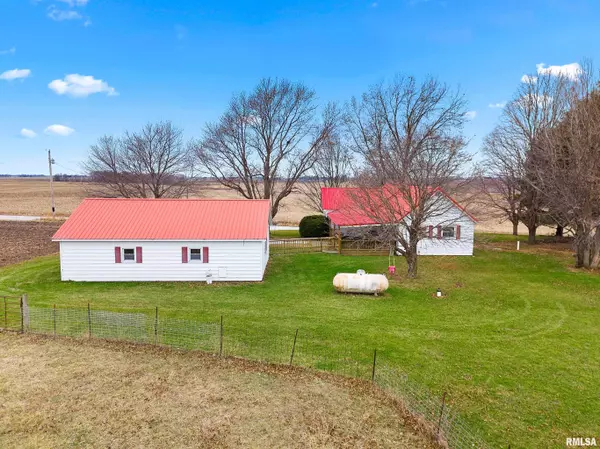 Bushnell, IL 61422,16905 E 1600th ST
