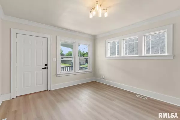 Peoria Heights, IL 61616,3903 N PROSPECT RD