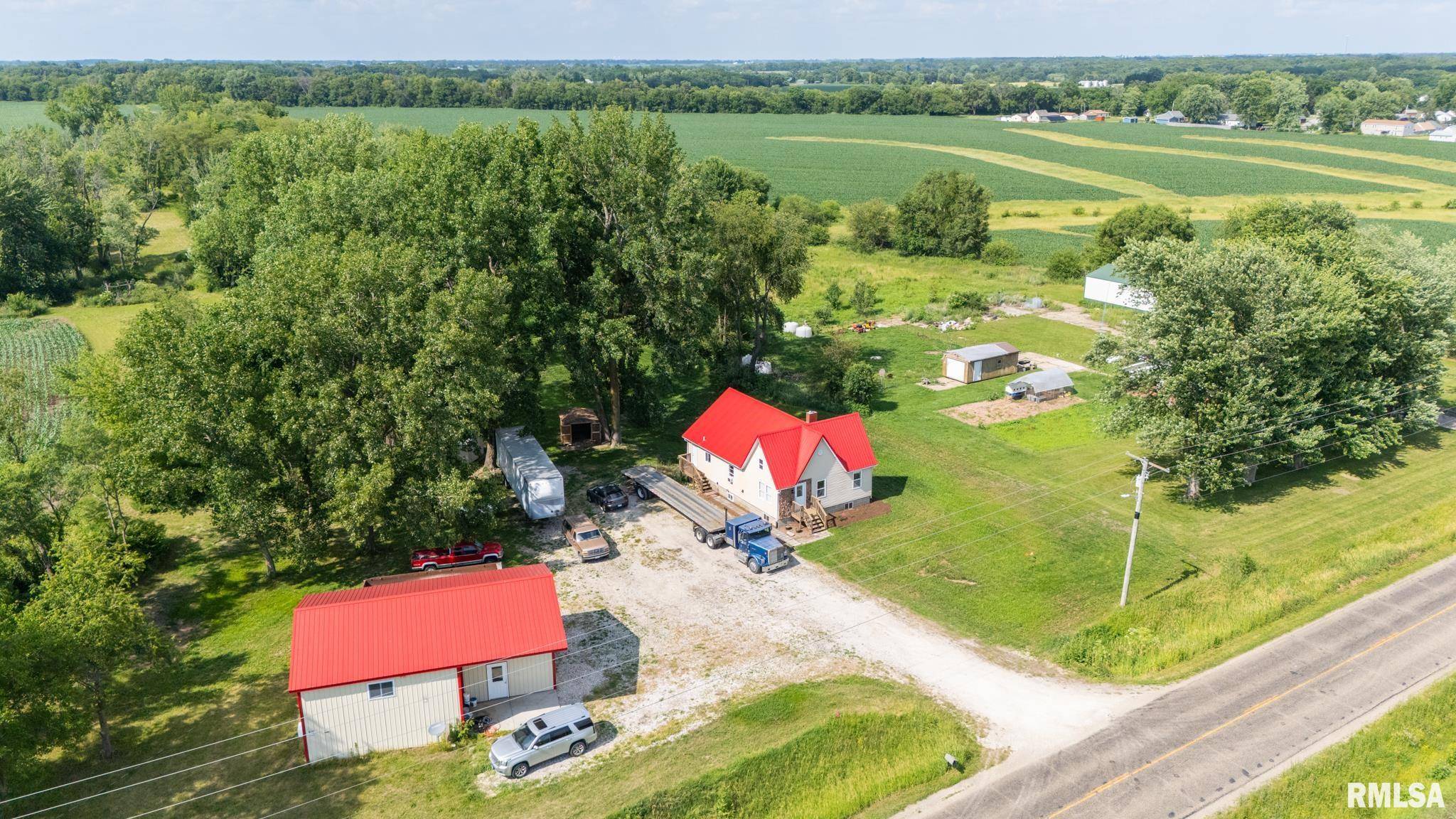 21218 E County Highway 17 HWY, Canton, IL 61520