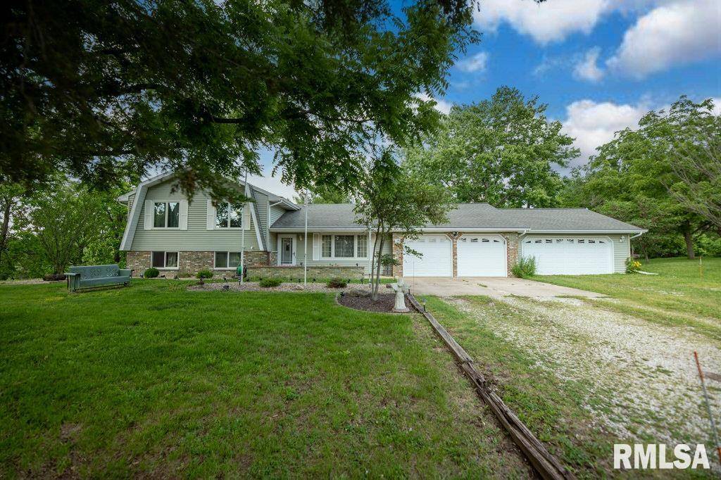 386 TOWNHALL RD, Metamora, IL 61548