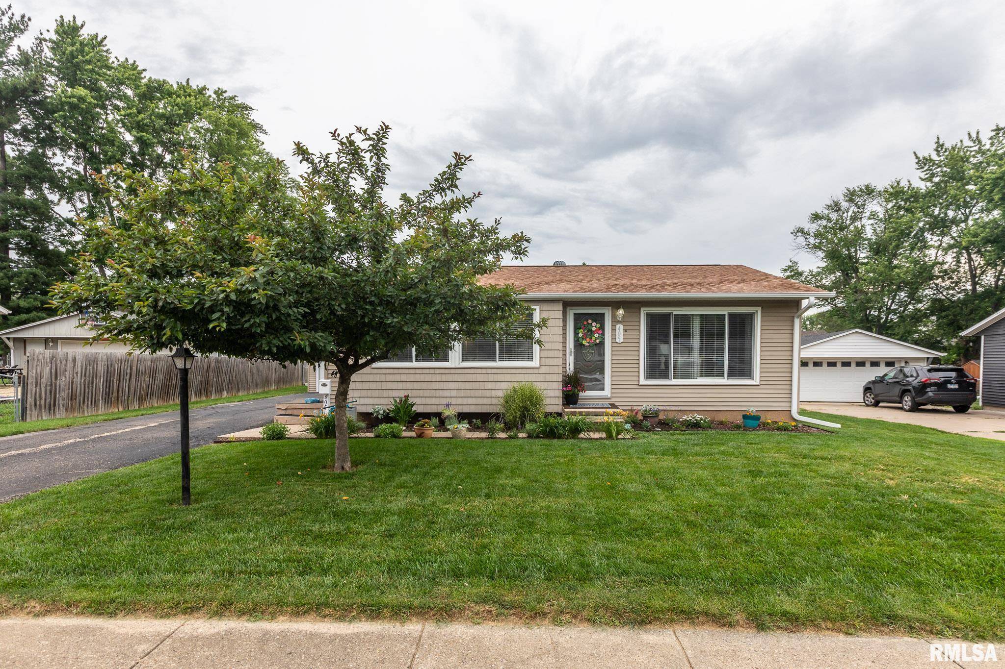 Marquette Heights, IL 61554,405 KASKASKIA RD