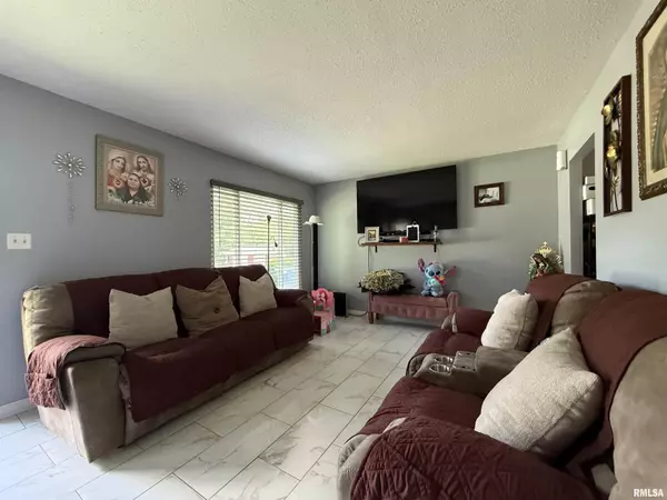 Peoria, IL 61615,5807 N ANDOVER CT