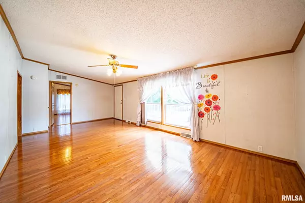 Bellevue, IL 61604,4405 W CRABTREE CT