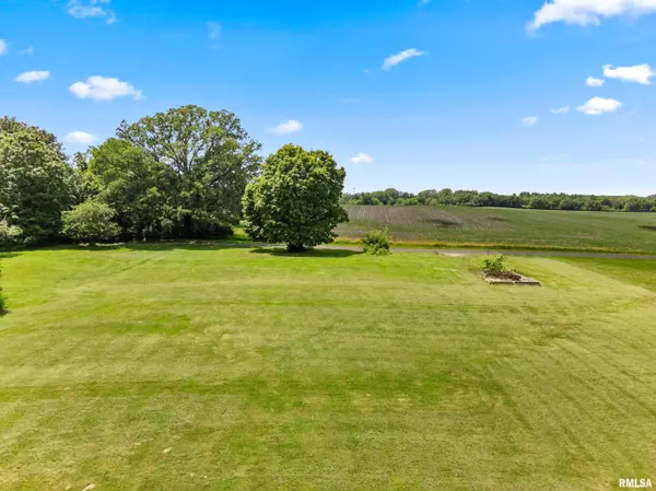 Peoria, IL 61615,2116 N Prichard RD