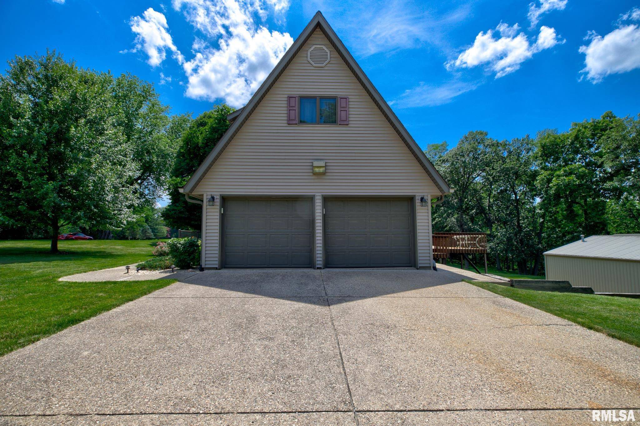 Peoria, IL 61607,7407 W COUNTRY VIEW DR