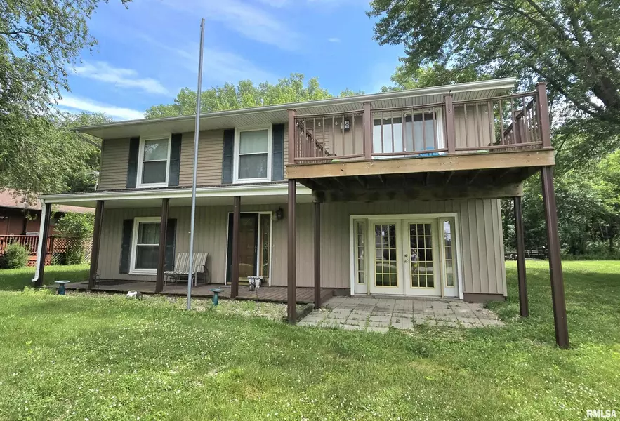 1515 LAKEVIEW Road North, Dahinda, IL 61428