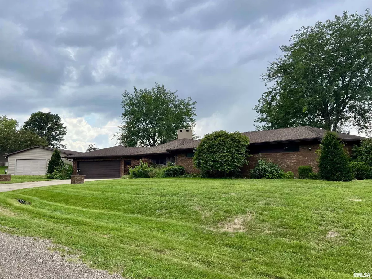 Deer Creek, IL 61733,501 N MASON ST