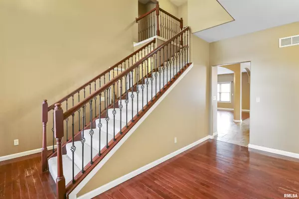 Dunlap, IL 61525,10866 N GLENFIELD DR