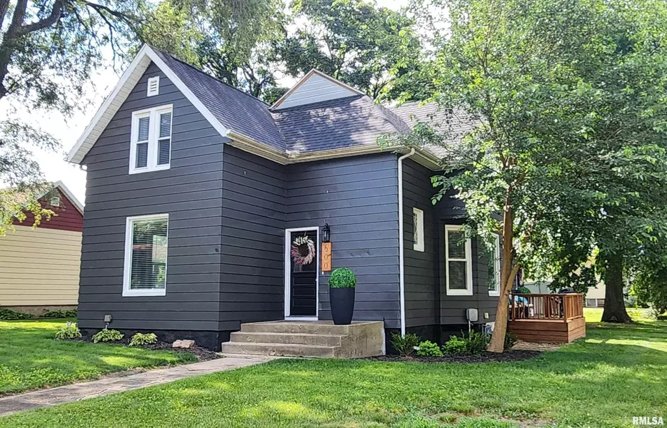 600 E JEFFERSON ST, Washington, IL 61571