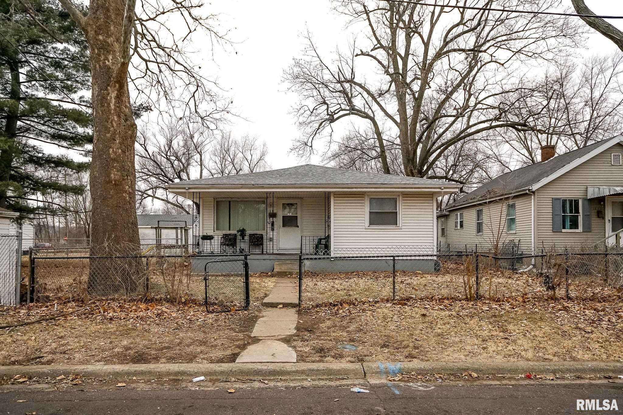 1831 S KNEER AVE, Peoria, IL 61605