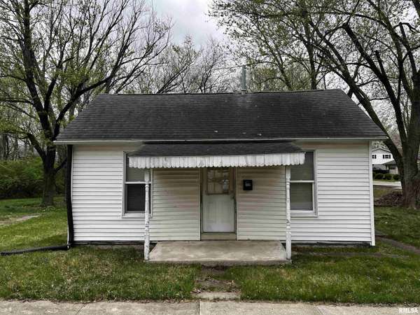 729 S RANDOLPH ST, Macomb, IL 61455