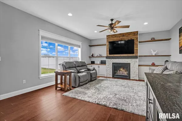 Washington, IL 61571,1302 HAMPTON RD