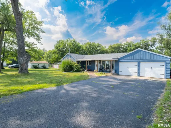 Pekin, IL 61554,3381 MALL RD