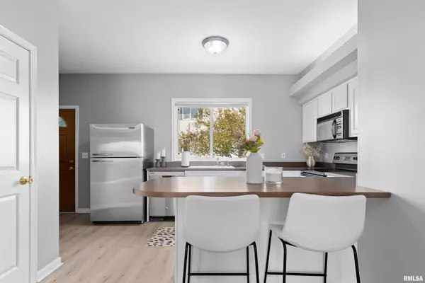 Morton, IL 61550,2108 S 2ND AVE #2108