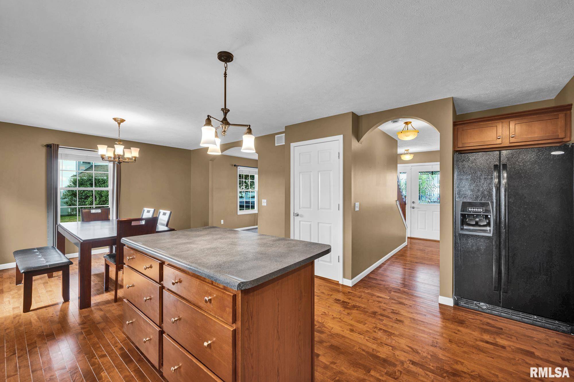 Metamora, IL 61548,1129 STONELAKE CT