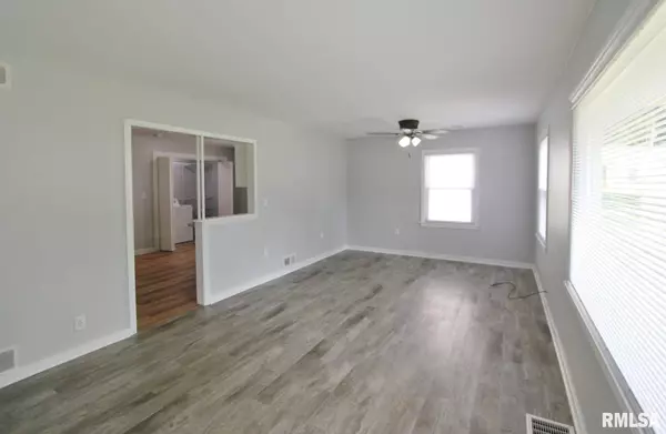 Peoria, IL 61605,1023 S TONTI CIR