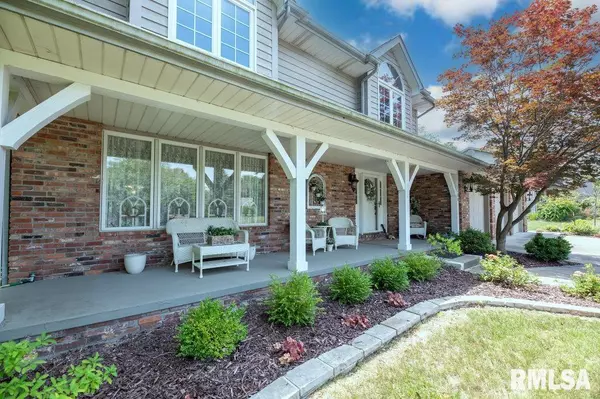 Peoria, IL 61615,1128 W BROOKFOREST DR