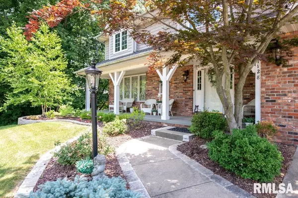 Peoria, IL 61615,1128 W BROOKFOREST DR