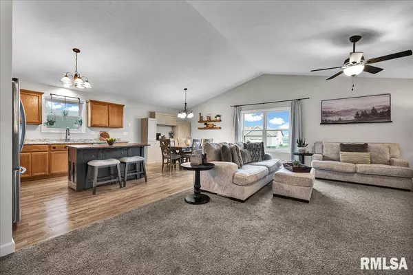 Eureka, IL 61530,2113 LEXI DR