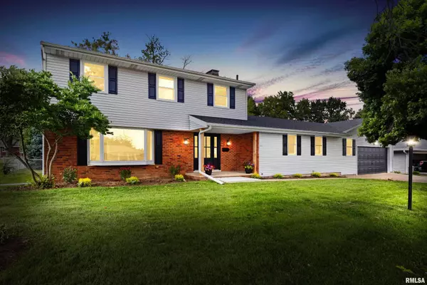 1043 E JEFFERSON ST, Morton, IL 61550