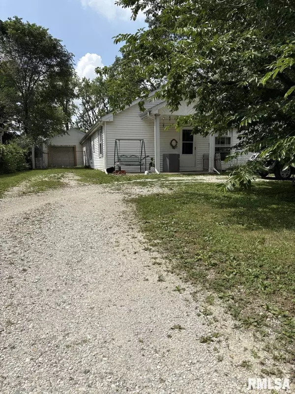 524 DEMPSEY ST, Creve Coeur, IL 61610