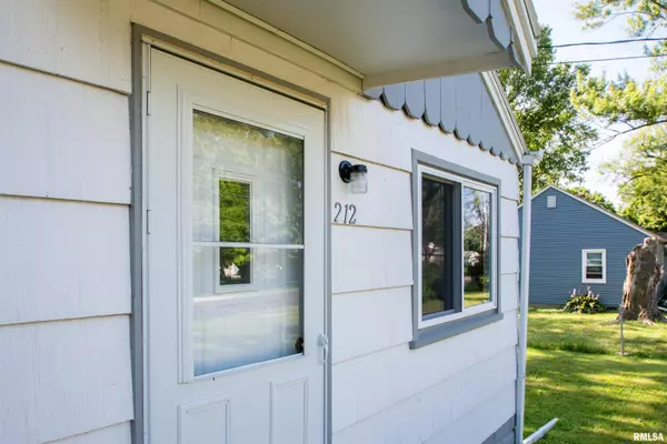 Washington, IL 61571,212 ESSER ST