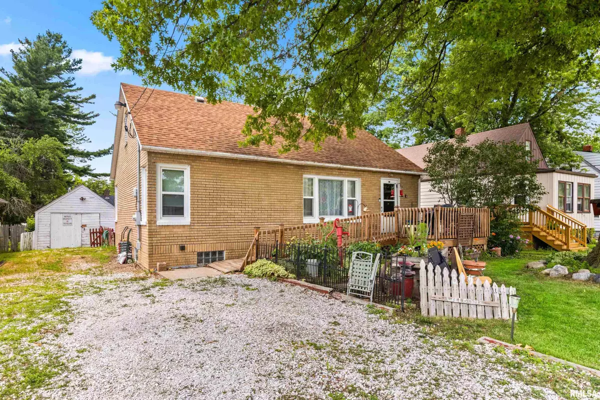 Creve Coeur, IL 61610,317 N HIGHLAND ST