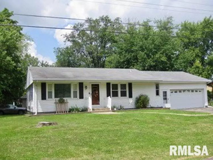 106 STERLING ST, Washington, IL 61571