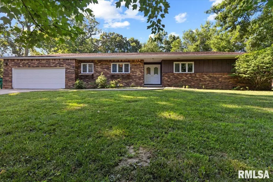 231 ACORN DR, East Peoria, IL 61611