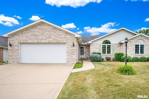 3716 W GOLF CREEK DR, Peoria, IL 61615