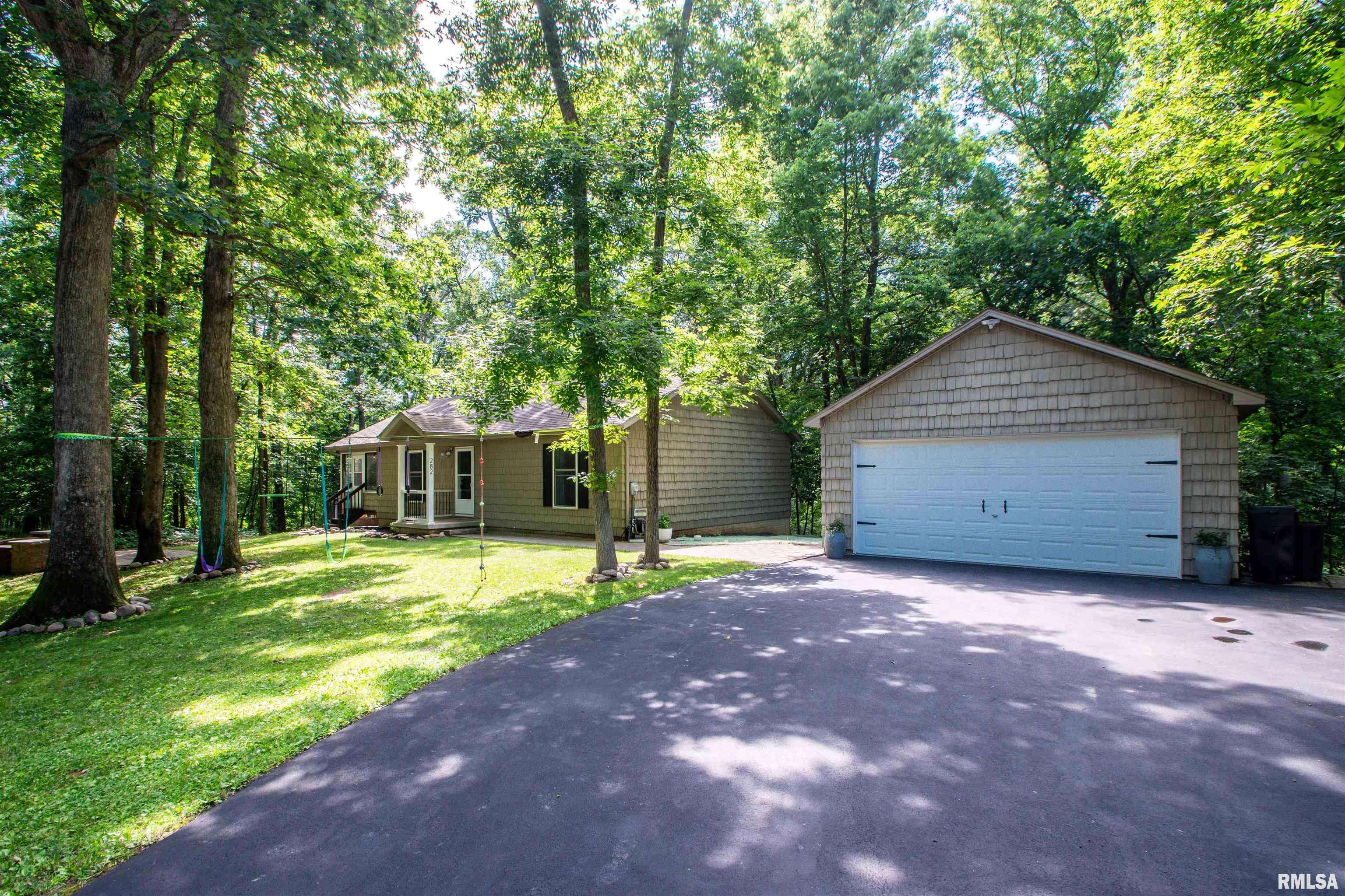 Dahinda, IL 61428,282 MAPLE RIDGE CT